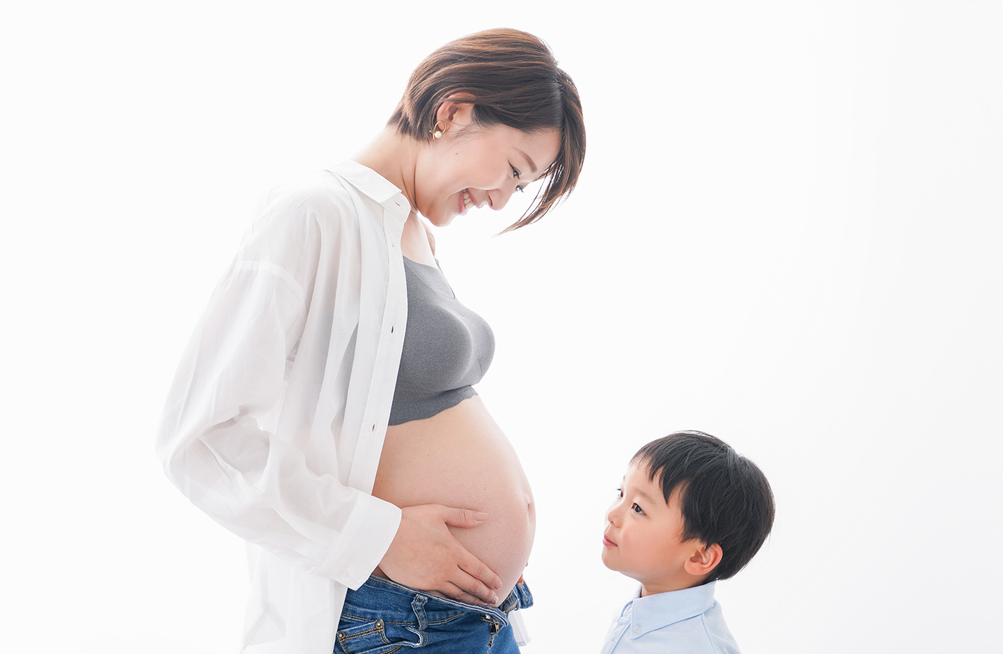 幸せそうなママと赤ちゃんの写真